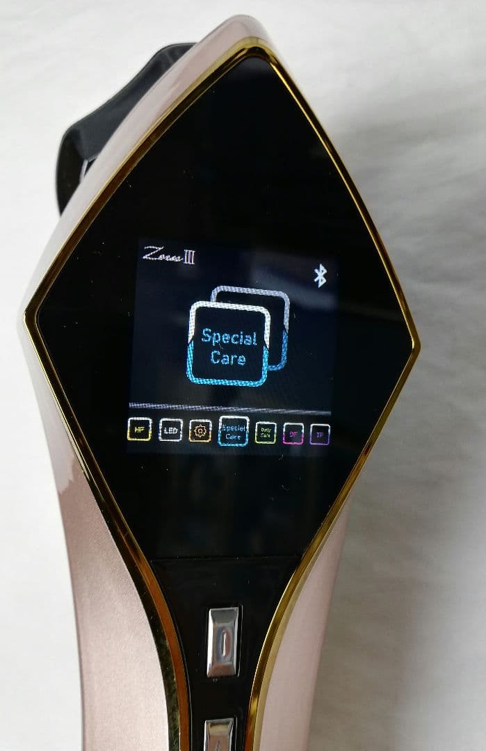 ARTISTIC&CO. ZeusⅢ -ゼウスⅢ ゼウススリー　美顔器