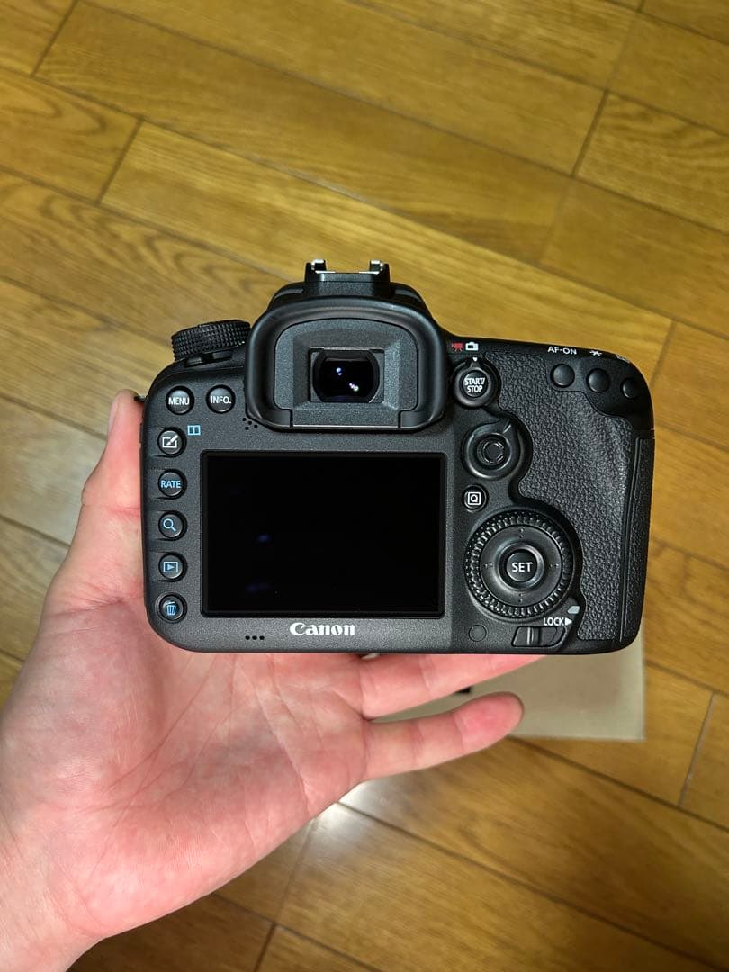 最終値下げ　Canon EOS 7D Mark II