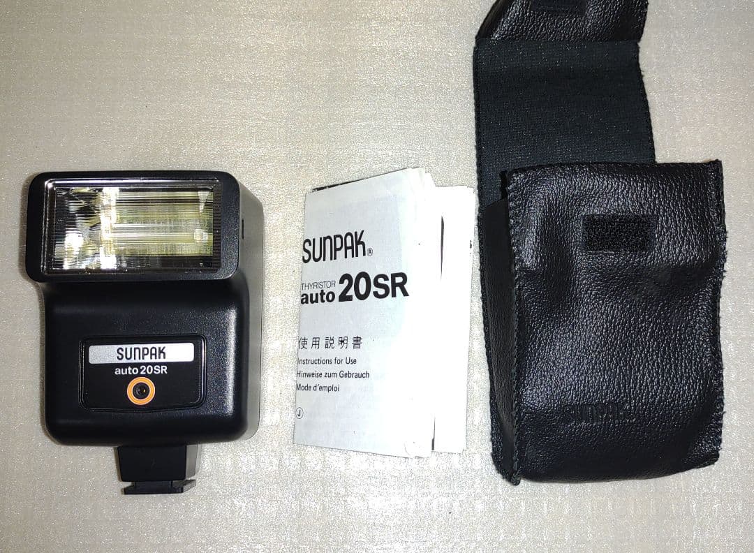 フィルム一眼レフカメラ Canon AE-1プログラム ストロボ等付属品多数