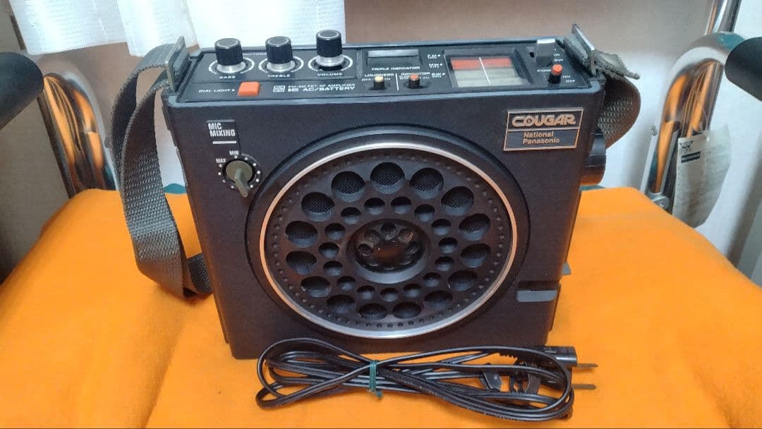 【動作します】ナショナル　クーガー　3バンドラジオ　RF-888 電源コード付