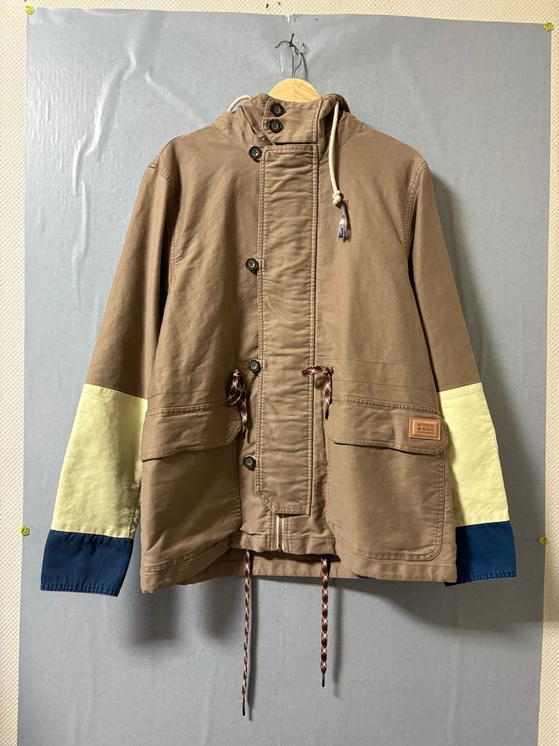 ⭐︎未使用タグ付き⭐︎SCOTCH＆SODA マウンテンパーカー SCOTCH & SODA（マウンテンパーカー）のフリマアイテム一覧