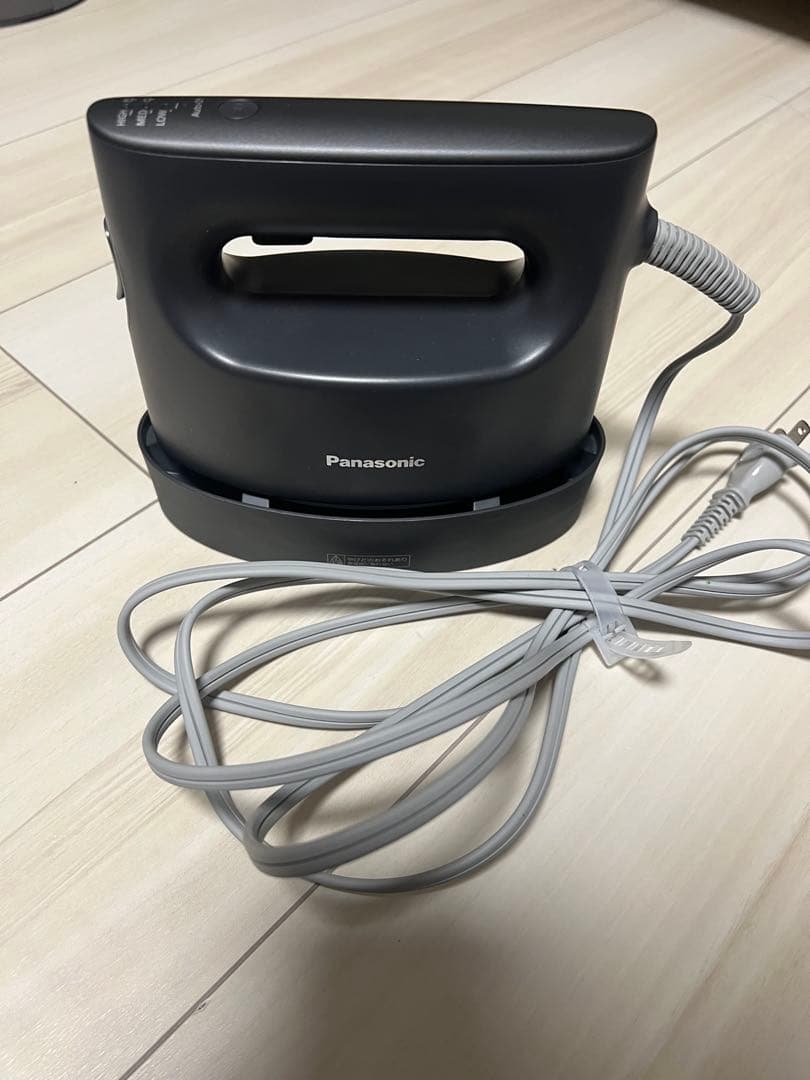 Panasonic アイロン nifs790 スチームアイロン