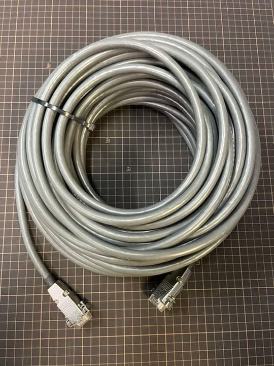 D-SUB 15ピン　30メートル　オス-オス