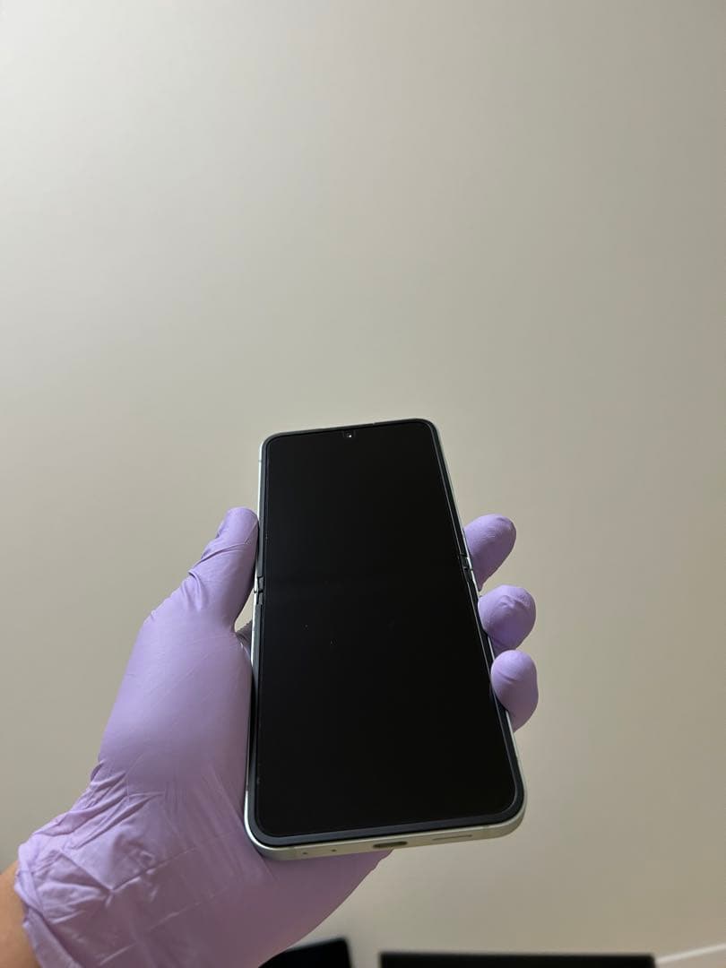 【極美品】【国内版】GALAXY Z Flip6 256GB ミント