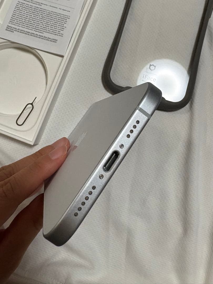 【箱あり美品 】iPhone15plus iFaceセット