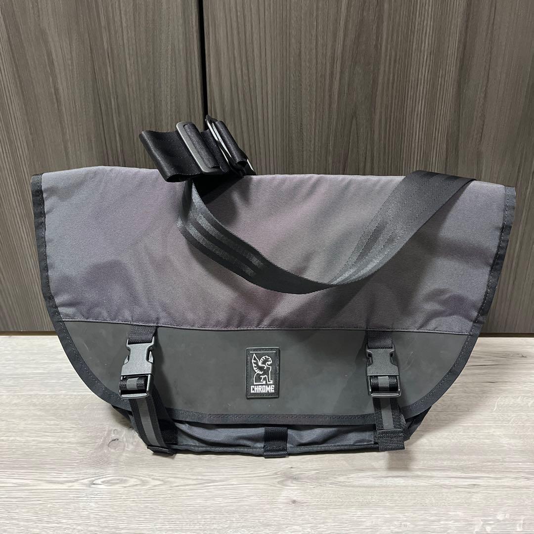 クローム メッセンジャーバッグ ミニメトロ ダークグレー CHROME ( クローム ) メッセンジャーバッグ MINI METRO MESSENGER BAG
