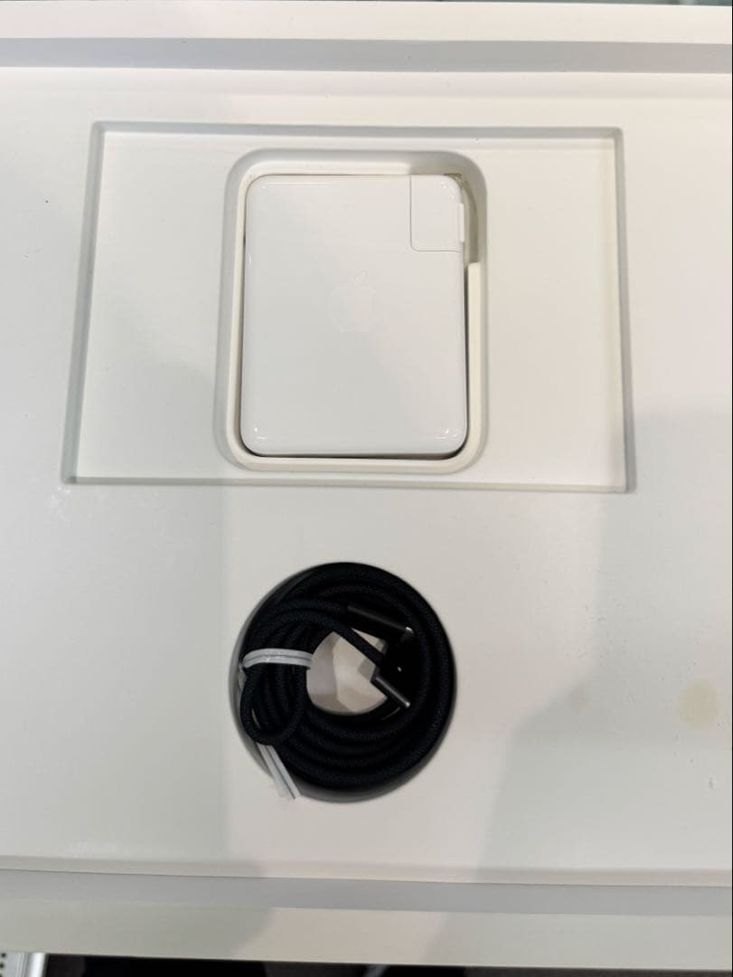 MacBook Pro M3 Pro 16インチ 18GB SSD 512GB