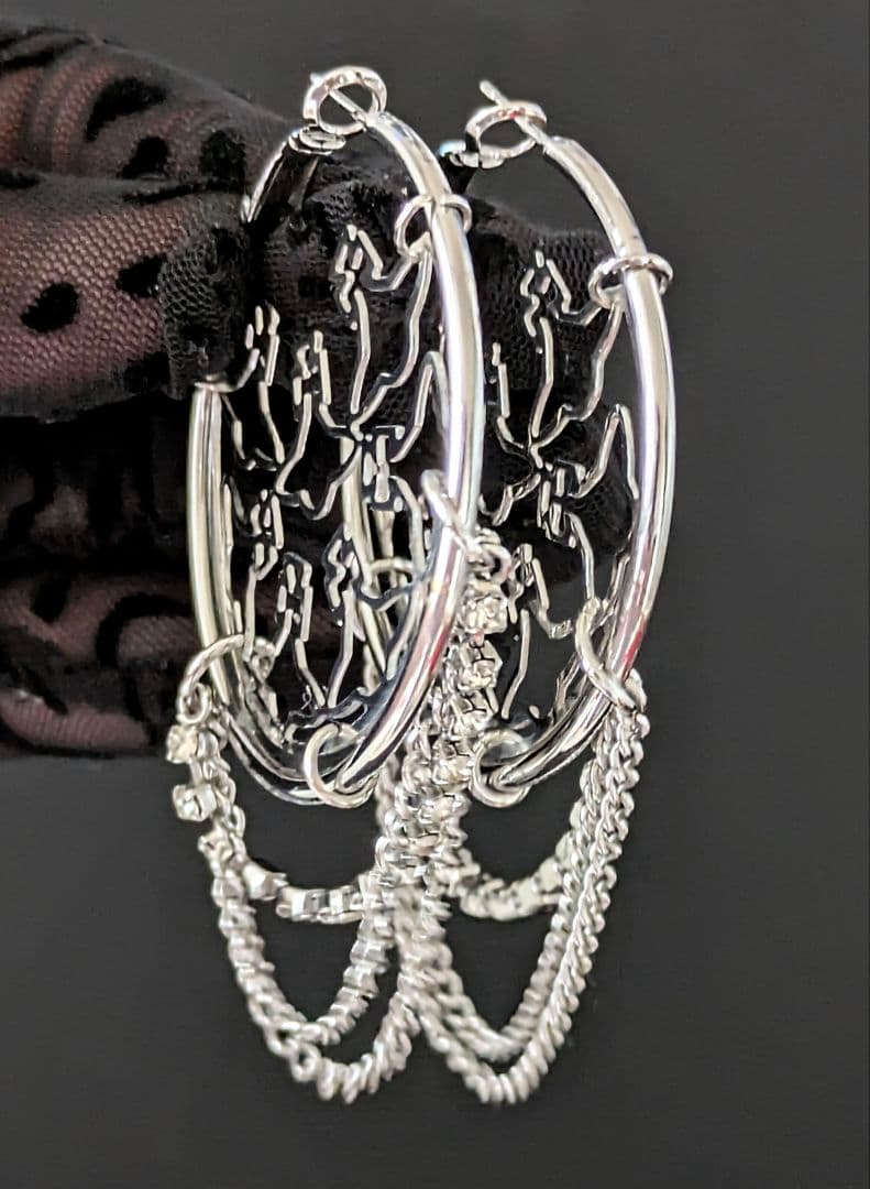 vivienne westwood 透かし彫り ORB クリスタル フープピアス - メルカリ