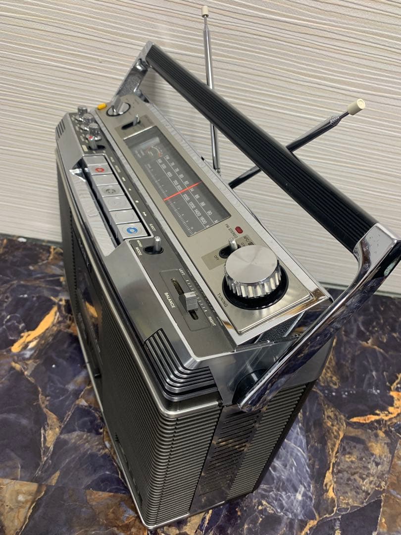 美品動作品SONY ソニー CF-3800 ラジカセ 2バンド ラジオ