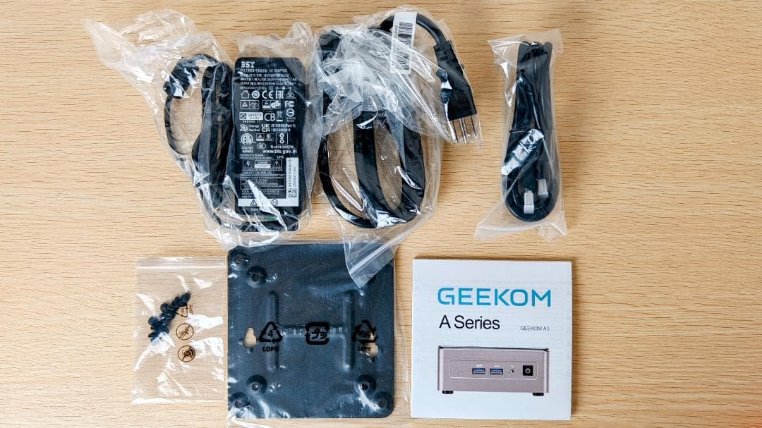 GEEKOM A5 2025 ミニPC Ryzen 5 7430U