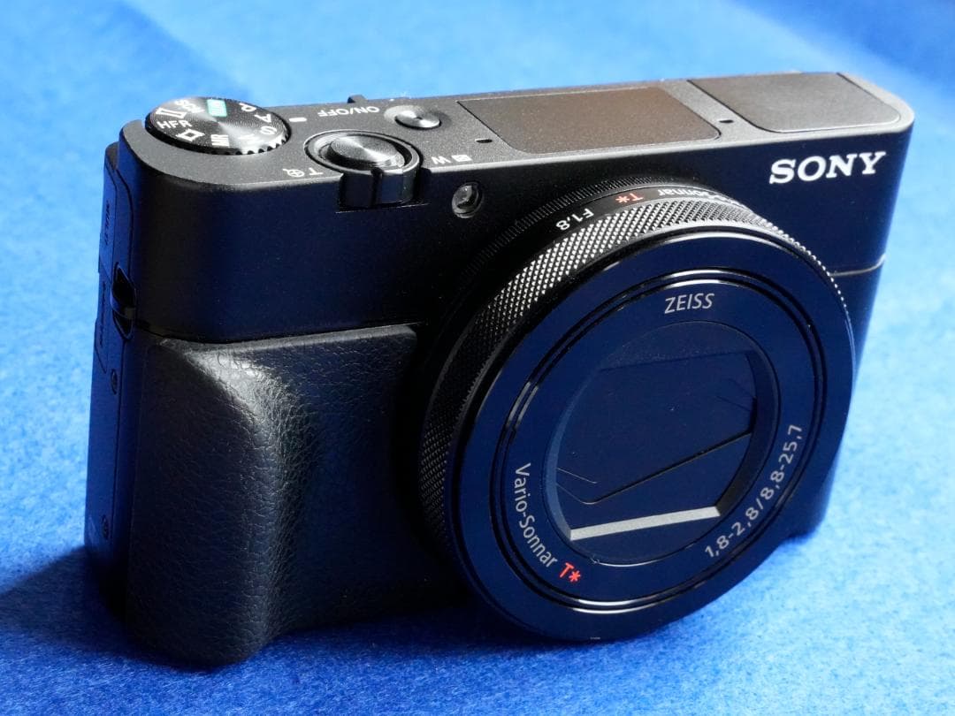 ソニーデジタルカメラSONY Cyber−Shot RX DSC-RX100M5