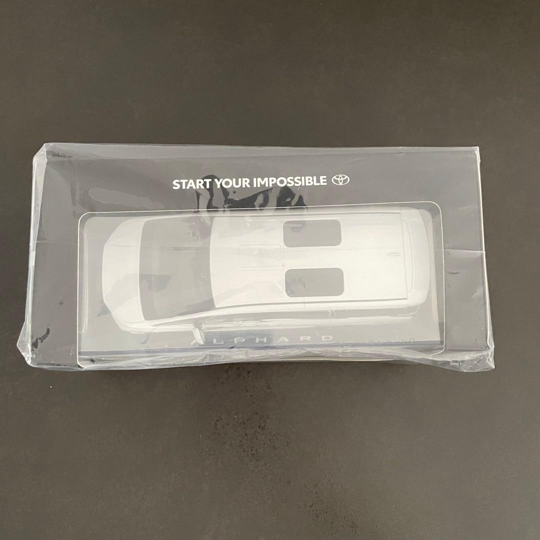 非売品】新型アルファード 40系 1/30スケール - メルカリ