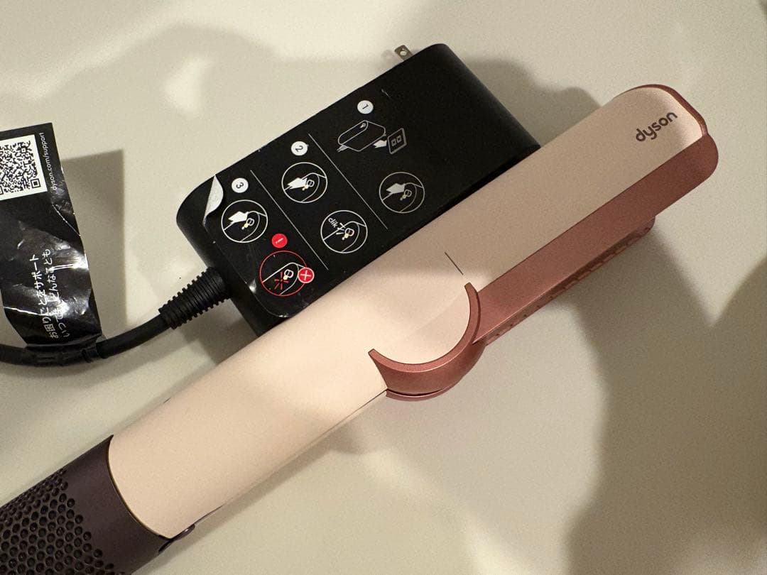 Dyson Airstrait エアストレート セラミックピンク HT01VLP ダイソン Airstrait™エアストレート（1200W） セラミックピンク