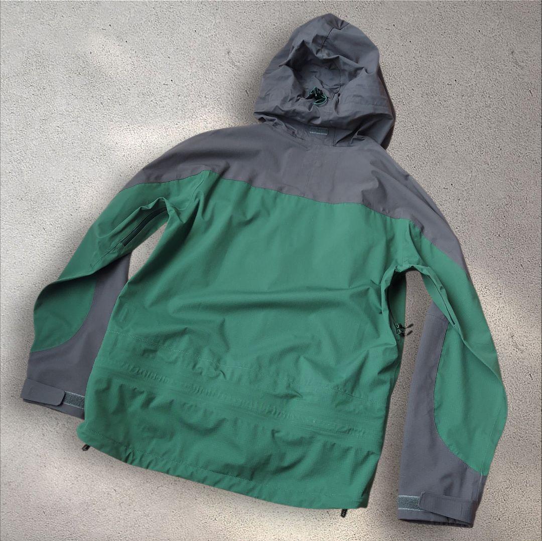 美品✨マウンテンハードウェア ウィンターコヒージョンジャケット