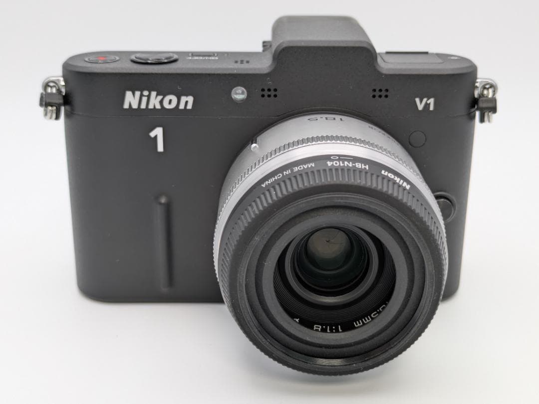 Nikon 1 V1 ミラーレスカメラ 本体と付属品