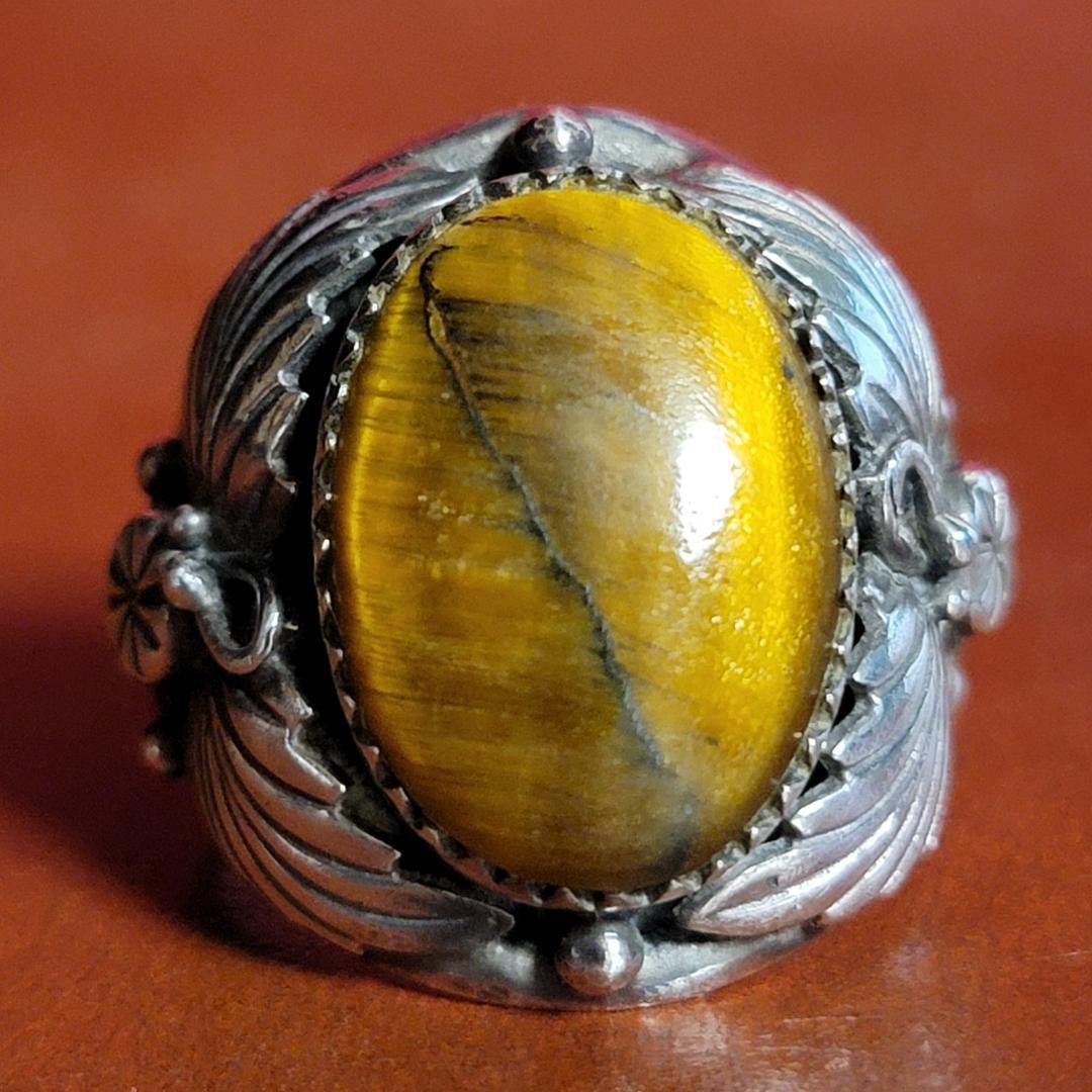 銀の指輪 ビンテージ品 シルバー925 ナバホ シルバーリング タイガーアイ タイガーアイ シルバーリング 指輪 メンズ ネイティブ フェザー 羽 石