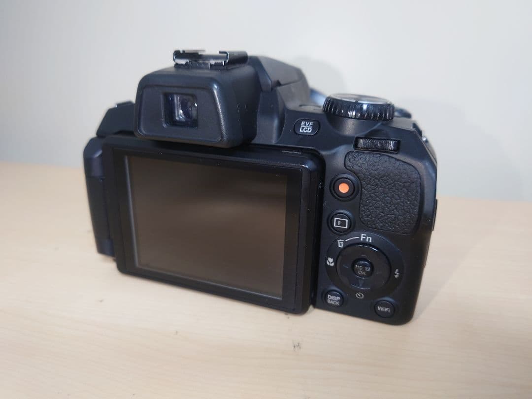 【動作良好】　Fujifilm FinePix S1 コンパクトデジタルカメラ