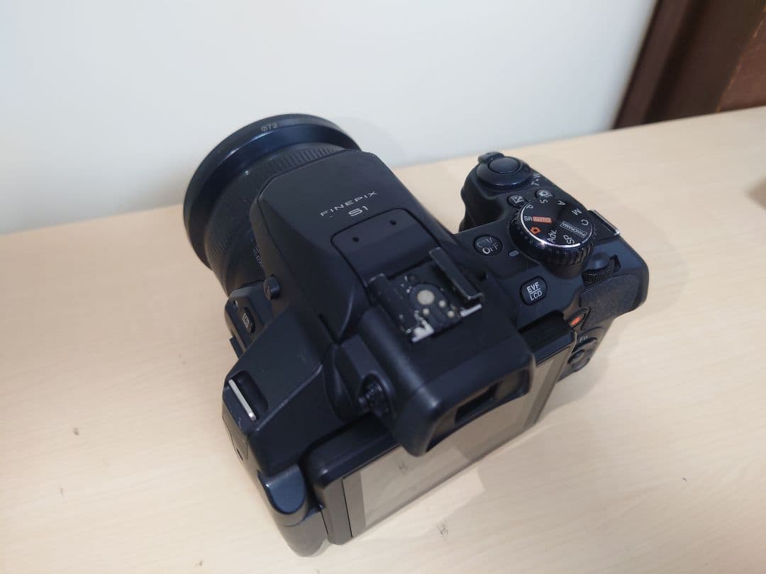 【動作良好】　Fujifilm FinePix S1 コンパクトデジタルカメラ