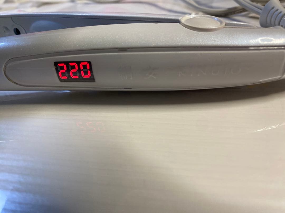 さとちゃん絹女～KINUJO～ ヘアアイロン シルクプレート LM125