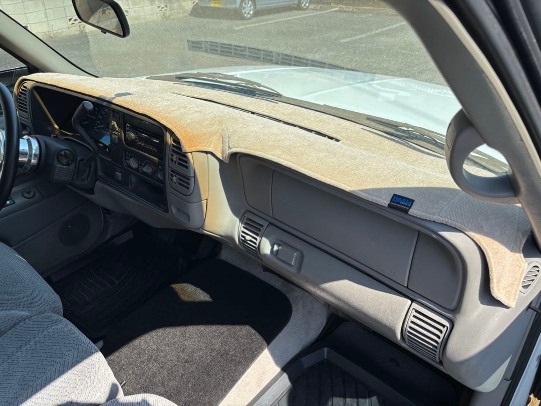 超美品 シボレー タホ 1997ー99年 ダッシュマット サバーバン c1500
