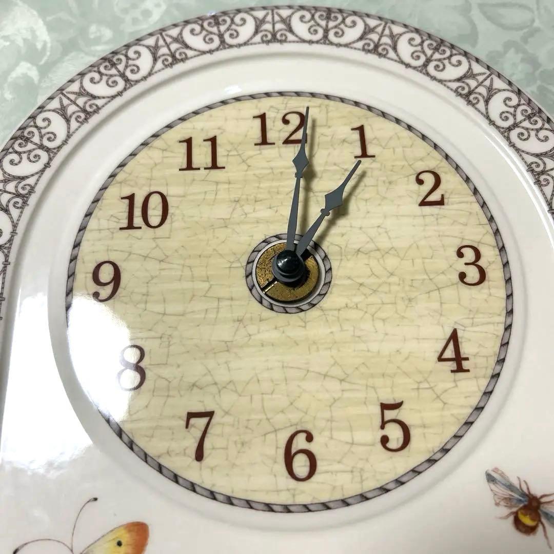 WEDGWOOD SARAH'S GARDEN 掛時計 花と蝶のデザインが施されたWEDGWOOD