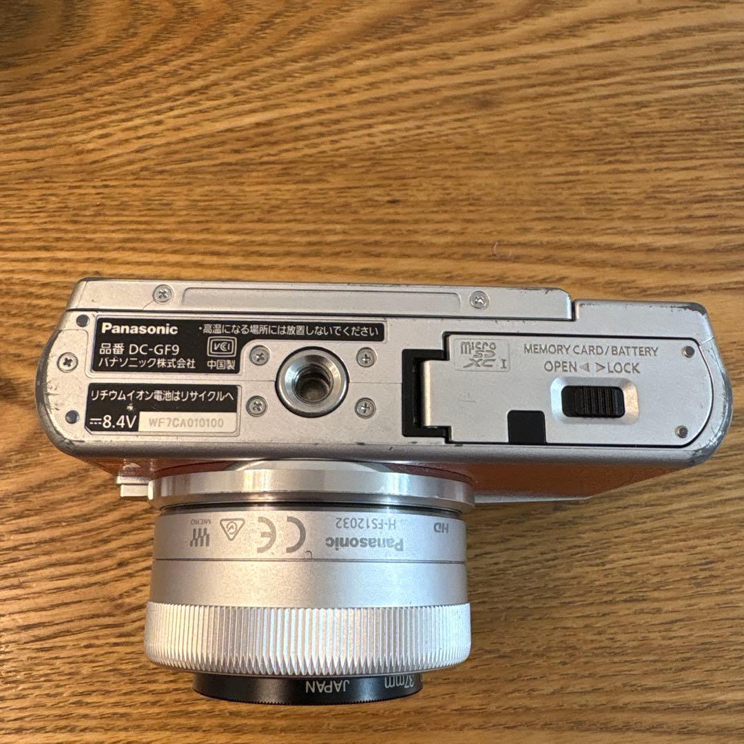 Panasonic LUMIX G DC-GF9 ダブルレンズキット