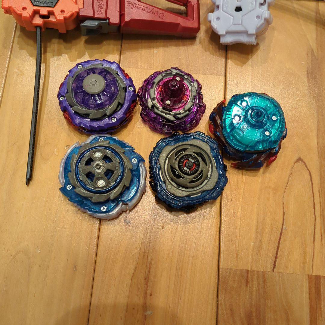 ベイブレードバーストまとめ売り 発送ダンボール