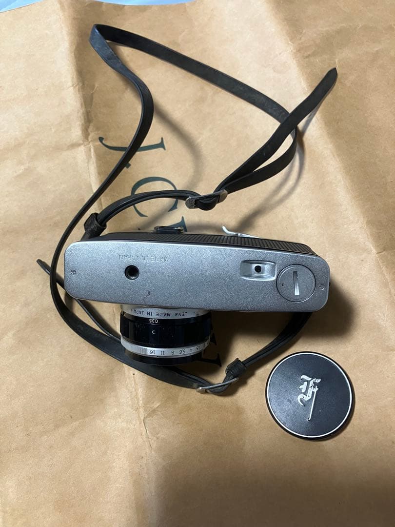 OLYMPUS PEN FTフィルムカメラ