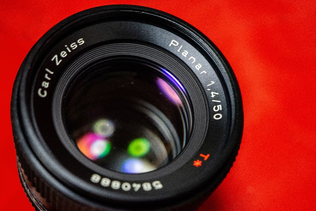 Carl Zeiss Planar 50mm F1.4 AEJ 単焦点レンズ