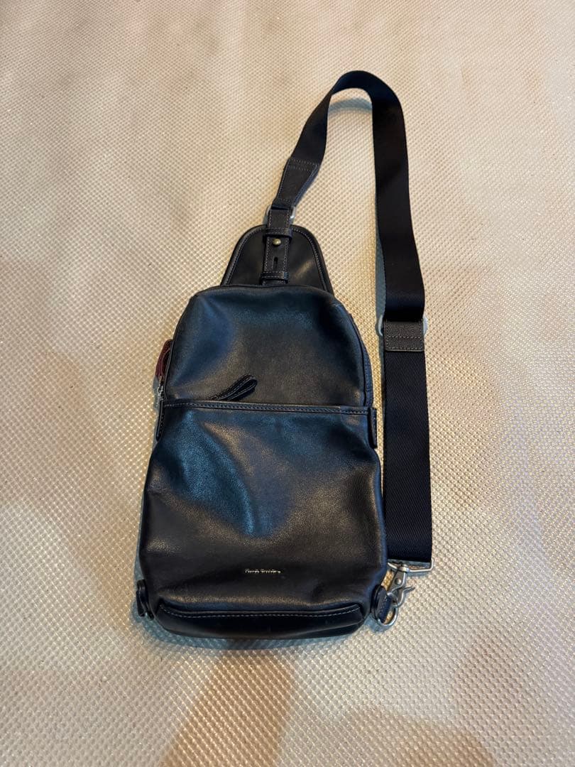 Paul Smithブラックレザー ボディバッグ ポールスミス Paul Smith ボディバッグ （Black） - ファッション通販