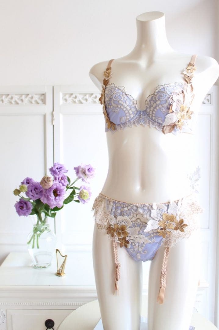 サルート 02G 新品タグ付 P-upブラTバックM C65 PU サルート 02