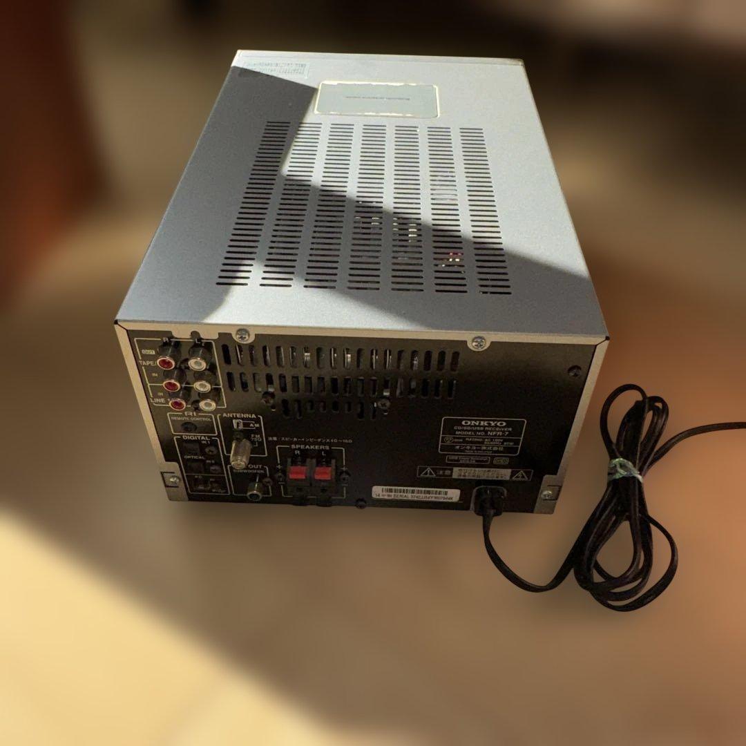 【大幅値下げ】ONKYO NFR-7 ミニコンポ　スピーカー付き　CDプレイヤー
