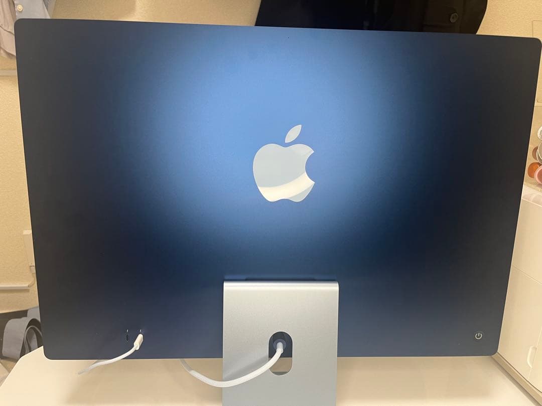 Apple iMac 箱付き　M3チップ　8gb ストレージ256gb