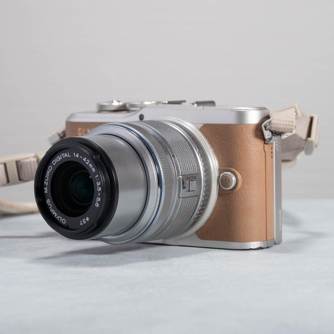 OLYMPUS PEN E-PL9 レンズキット スマホ転送OK