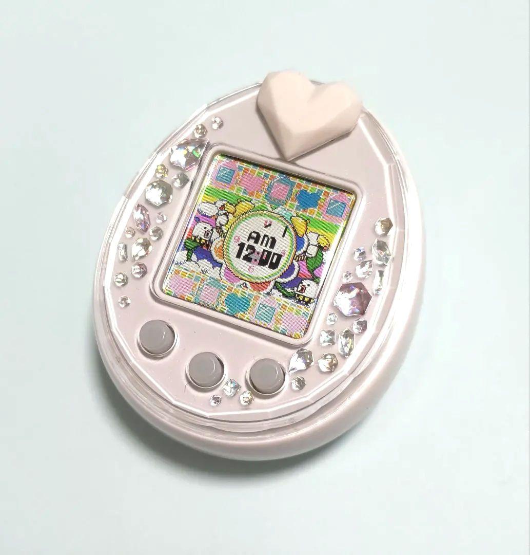 たまごっちピース ホワイト【カバー付き】 - メルカリ