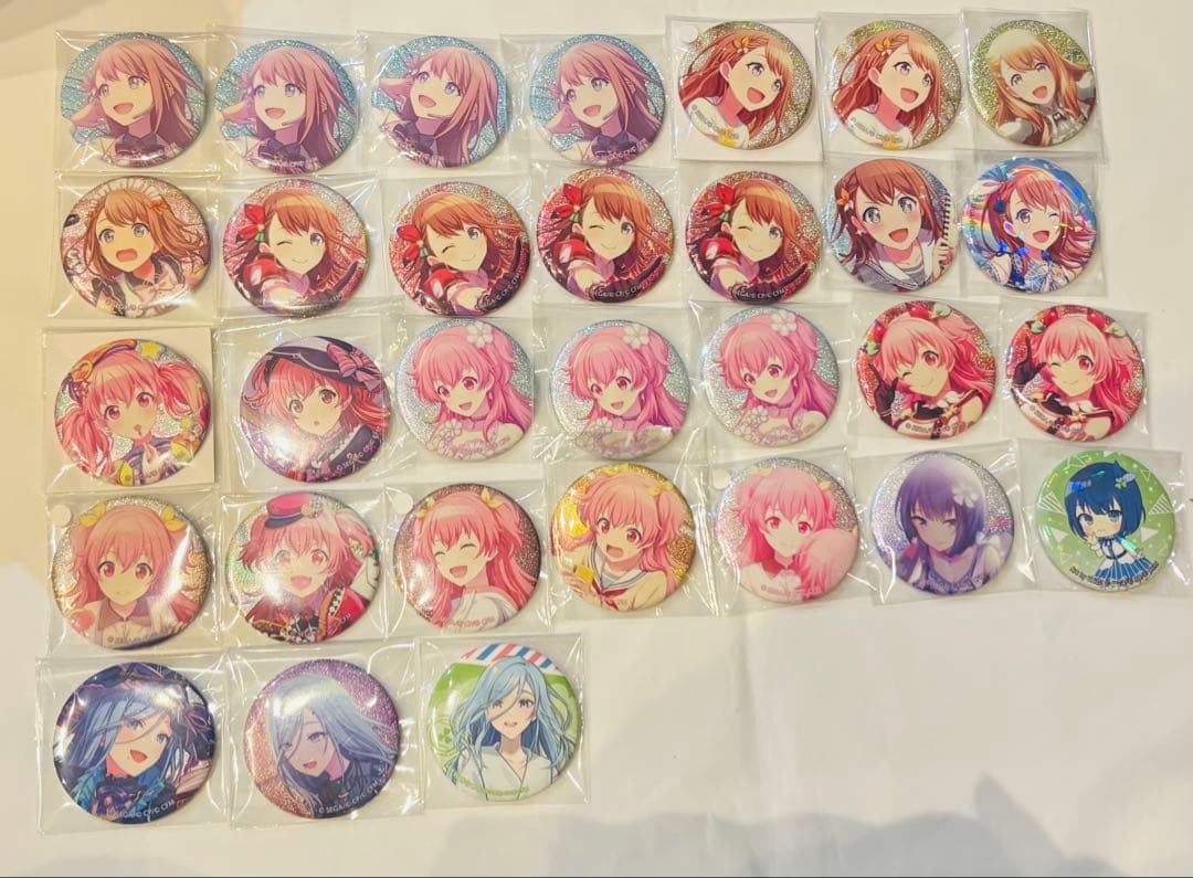 プロセカ 缶バッジ グリ缶 花里みのり 桐谷遥 桃井愛莉 日野森雫 花里みのり 桐谷遥 桃井愛莉 日野森雫 グリッター缶バッジ 42c