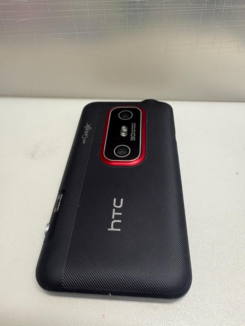 HTC 3D スマートフォン au KDDI ISW12HT