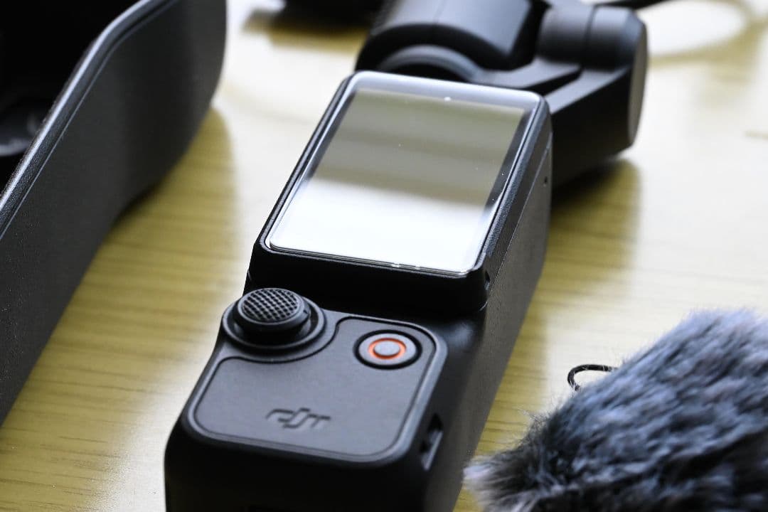 〈美品〉DJI Osmo Pocket 3 本体クリエイターコンボ