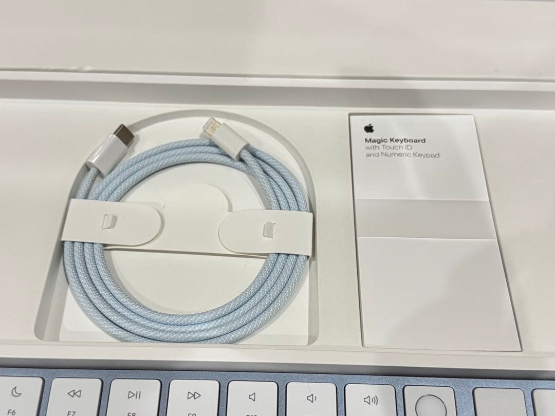 未使用品 Apple Magic Keyboad with Touch ID