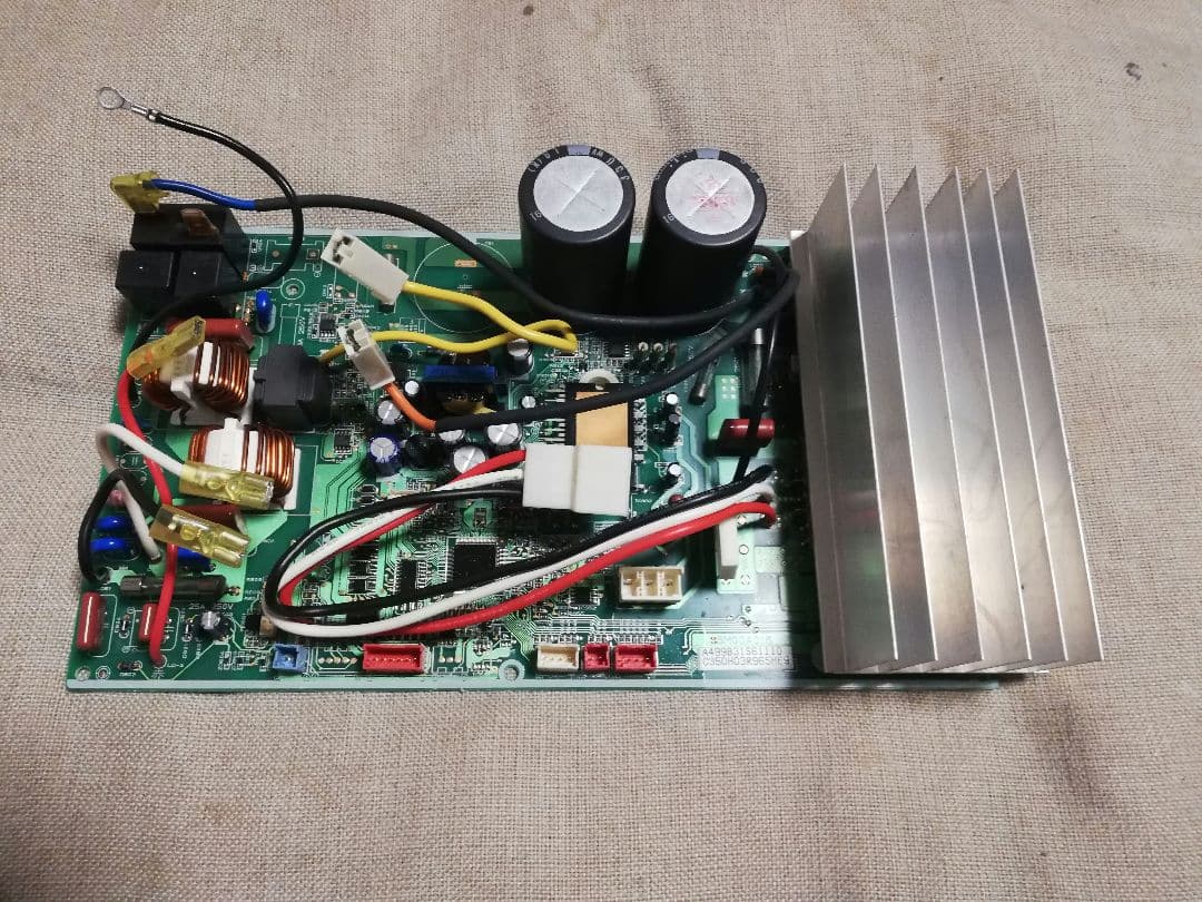 三菱エコキュート ヒートポンプ基板 SRT-HPU45A5 - メルカリ