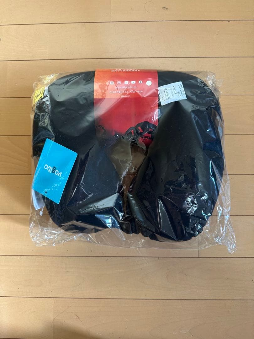 橋*二様 U-NEXT当選品 朝倉未来直筆サイン入りRIZIN Yogibo ネ - メルカリ