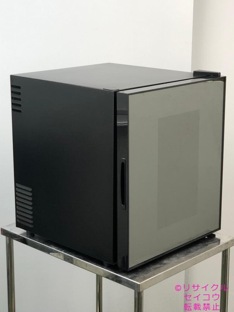 Avanti 小型クーラー 34L 2501261802