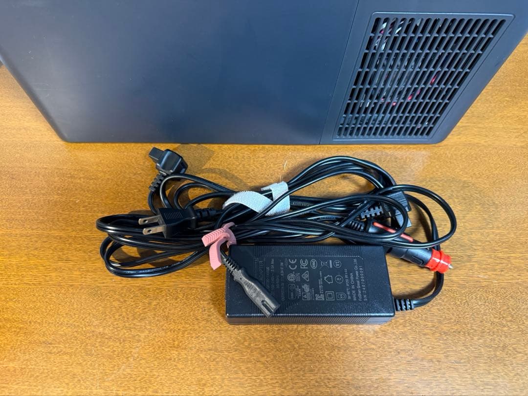 ビ*Ｚ様 山善 ELEIN 冷温庫 YFR-DC90 純正バッテリー、充電機セッ