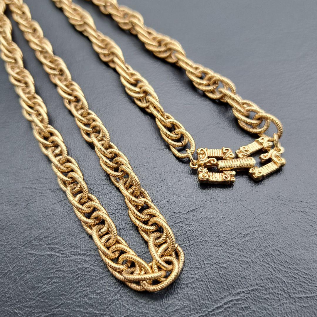 GIVENCHY ジバンシー ネックレス ロング ツイスト ゴールド希少デザイン Givenchy ジバンシー ネックレス ツイスト メッキ メタル ゴールド