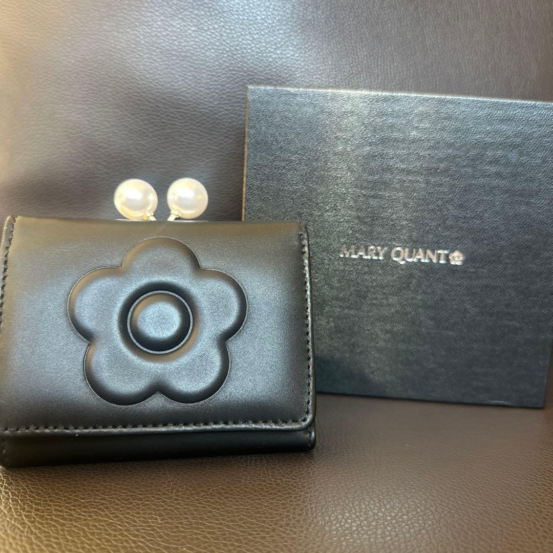 美品 MARY QUANT フラワーモチーフ 三つ折り財布 - メルカリ