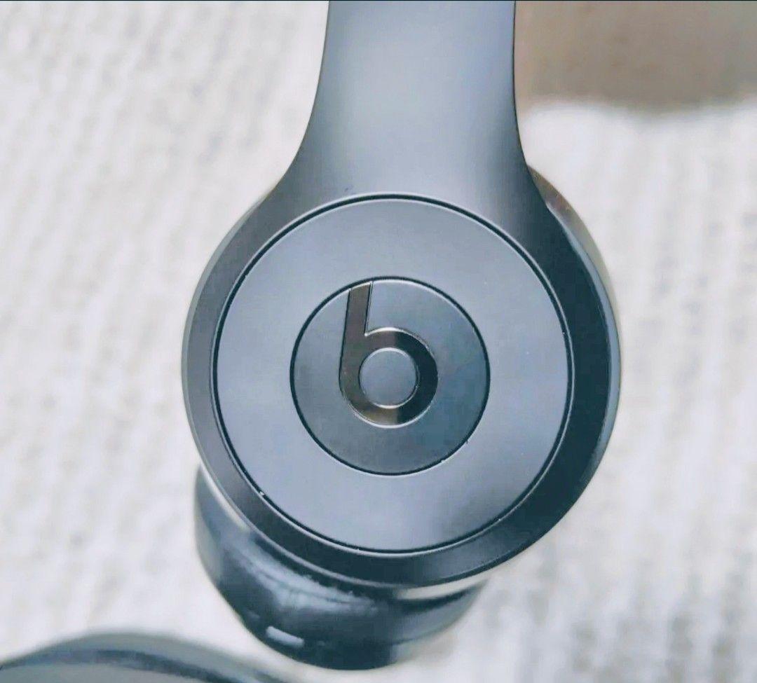 Beats ワイヤレスヘッドホン マットブラック Beats Solo 4 - オンイヤーワイヤレスヘッドフォン - マットブラック
