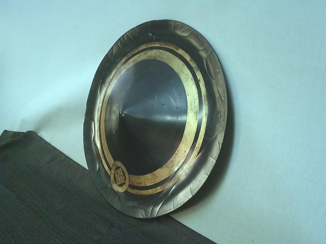 陣笠 金彩線状文 家紋 年代物・N21・武具甲冑 】刀装具 縁頭 鍔