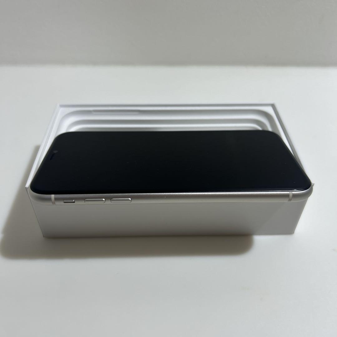 携帯電話本体 iPhone 11 128GB