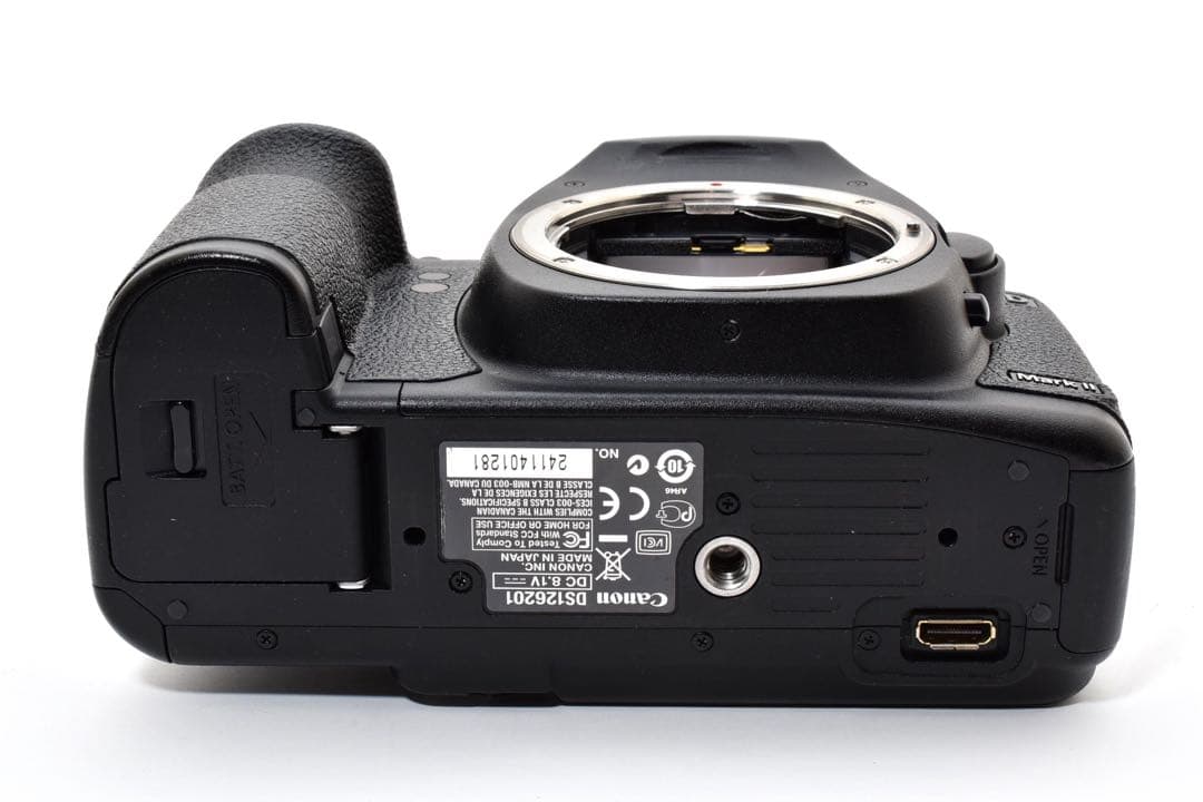 デジタルカメラ Canon EOS 5D Mark II/Canon EF 35-105mm