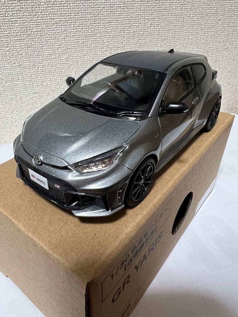 【非売品】 トヨタ GR YARIS 1/30 スケールミニカー Amazon | 1/30 ミニカー 新型ヤリス GR YARIS 前期 非売品 カラー